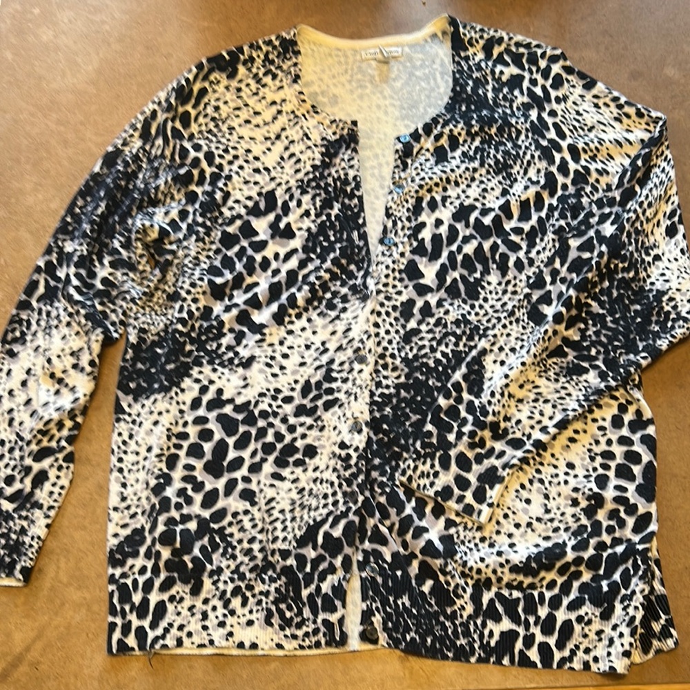 Black and white long sleeve cardigan - 1x plus size